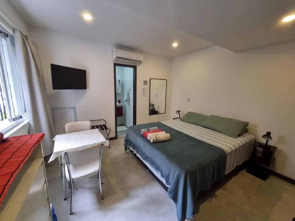 Hospedagem domiciliar Suites/studios Privados Copacabana